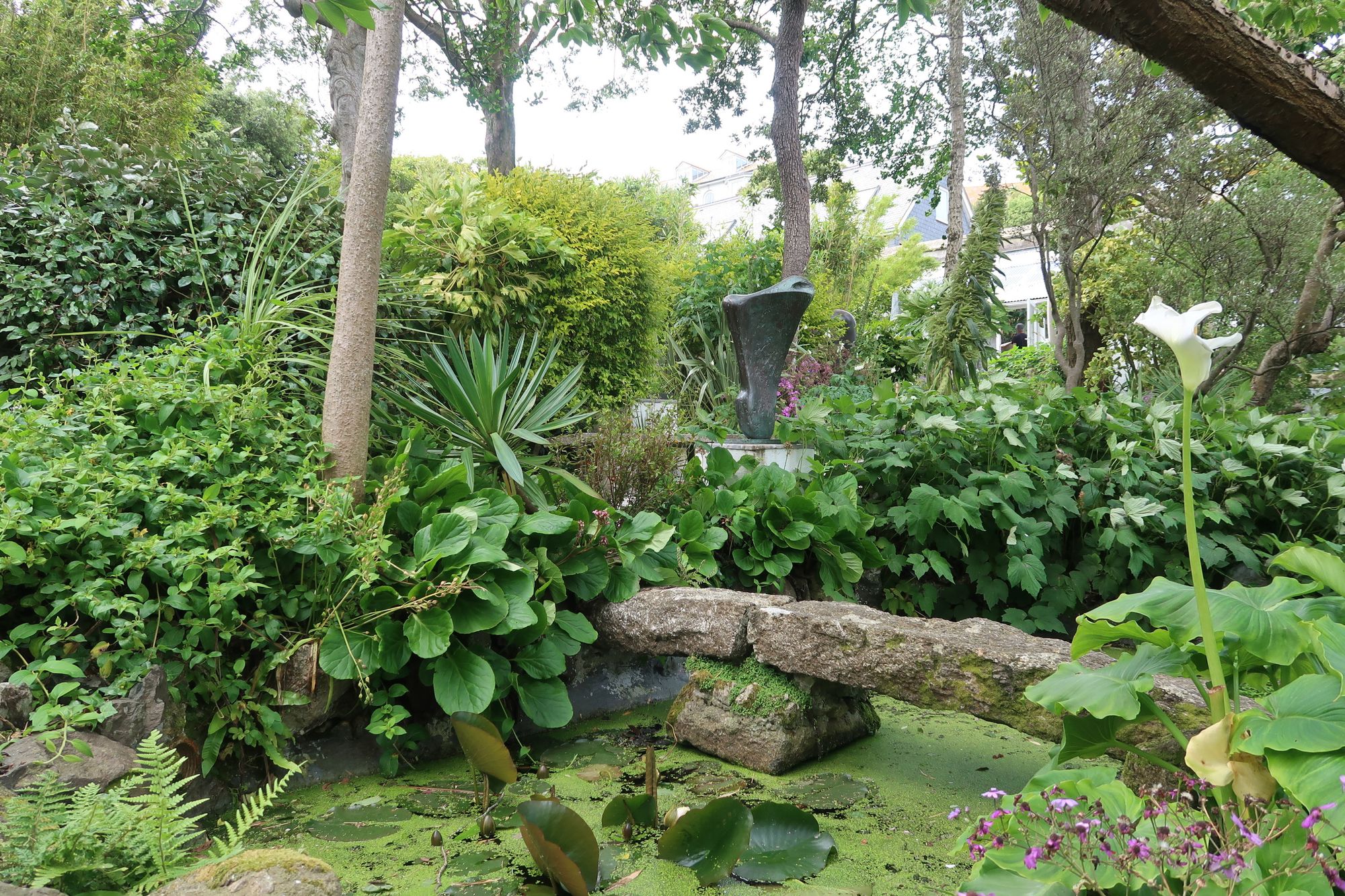 Barbara Hepworth sculpture garden