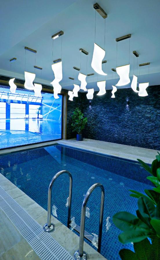 Cabir Deluxe Hotel Sapanca ailece spa ile gevşemek için VIP odalar sunuyor