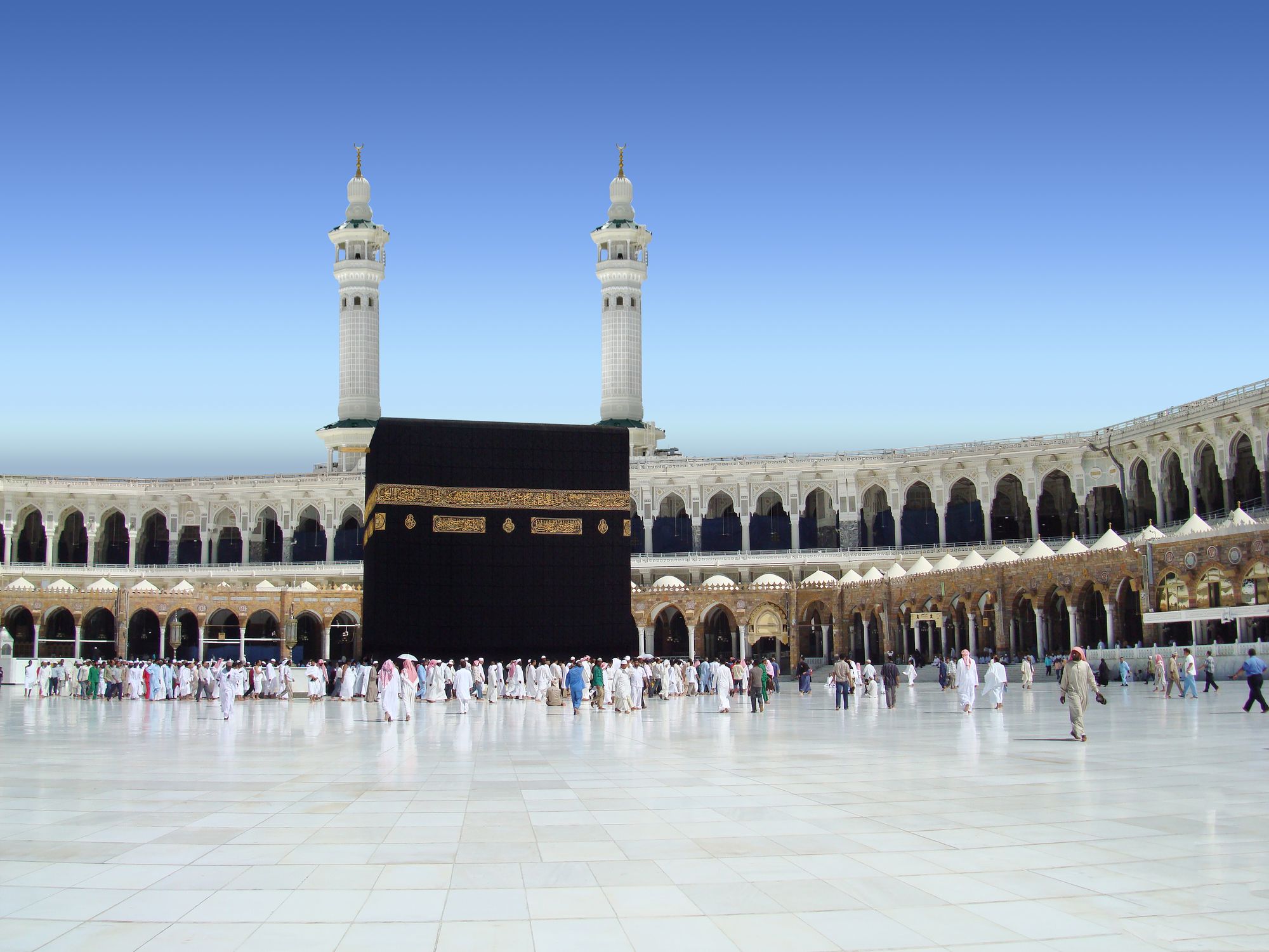 3 weeks after the Hajj season is the best time for Umrah to avoid crowds